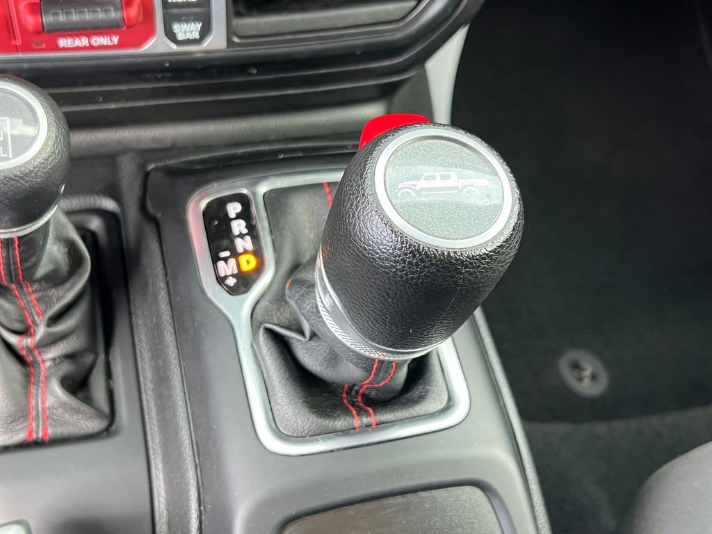 Used 2021 Jeep Gladiator Rubicon w/ Cold Weather Group AWD/4WD image 35