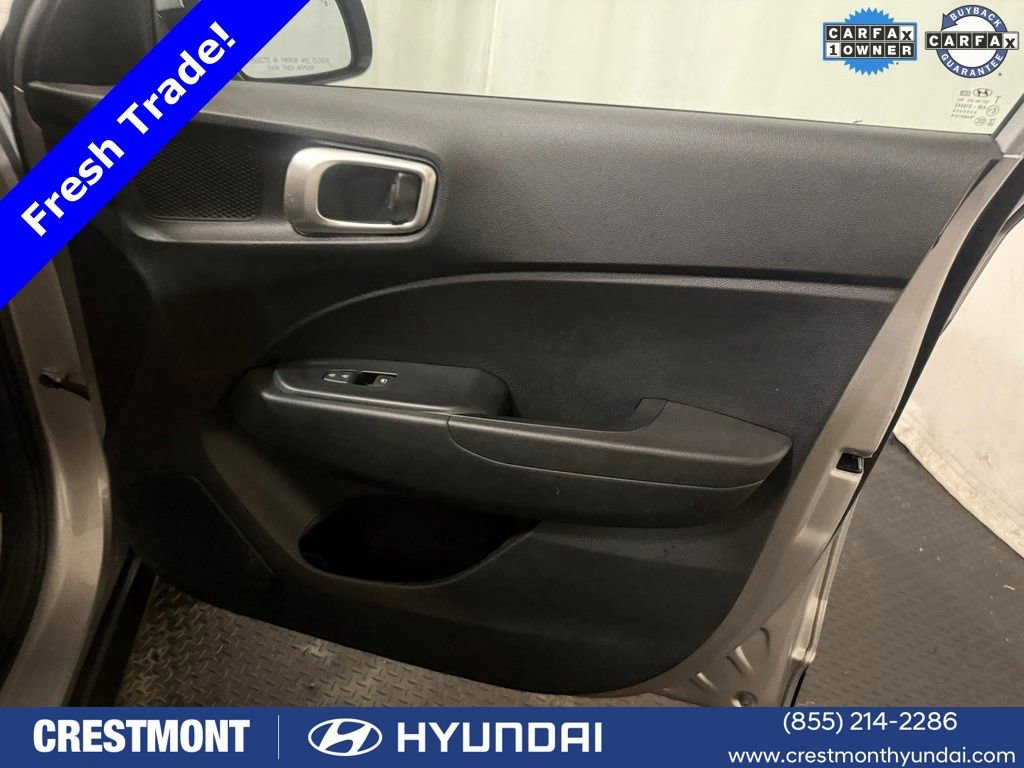 Certified 2023 Hyundai Venue SEL FWD image 32