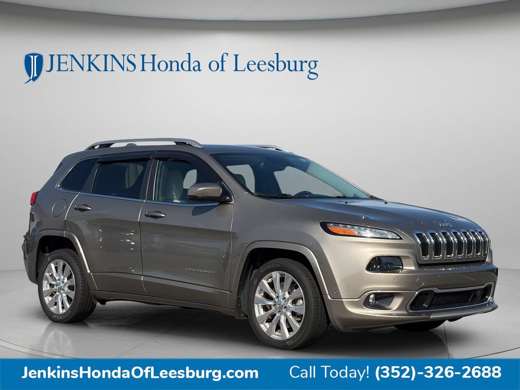 Used 2017 Jeep Cherokee Overland w/ Technology Group FWD image 1