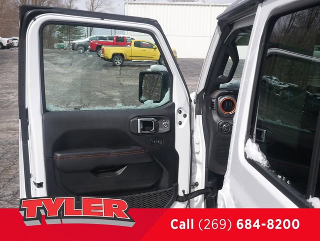 Certified 2022 Jeep Gladiator Mojave w/ Cold Weather Group image 21