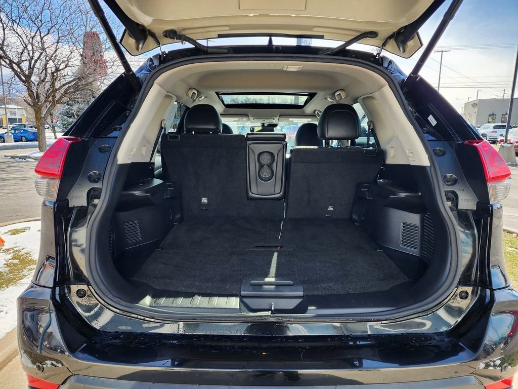 Used 2020 Nissan Rogue SL image 15