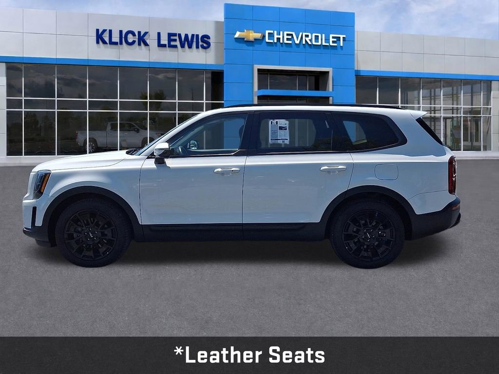 Used 2022 Kia Telluride SX w/ Nightfall Edition Package AWD/4WD image 4