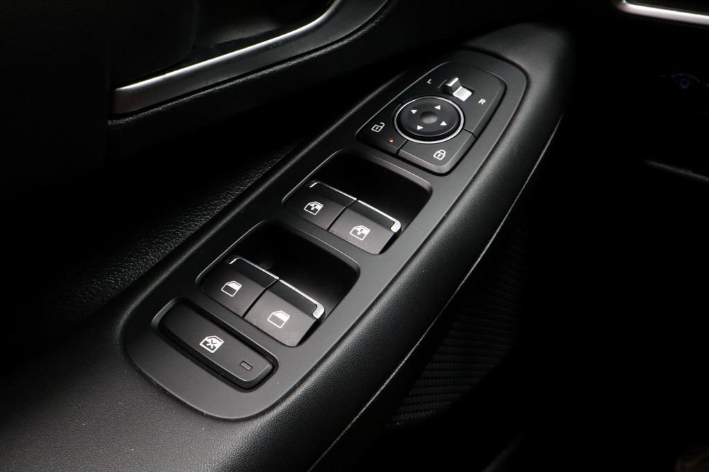 Used 2025 Hyundai Sonata SEL FWD image 26