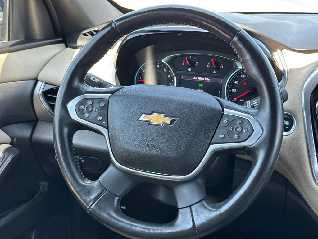 Used 2022 Chevrolet Traverse LT w/ LT Premium Package FWD image 24
