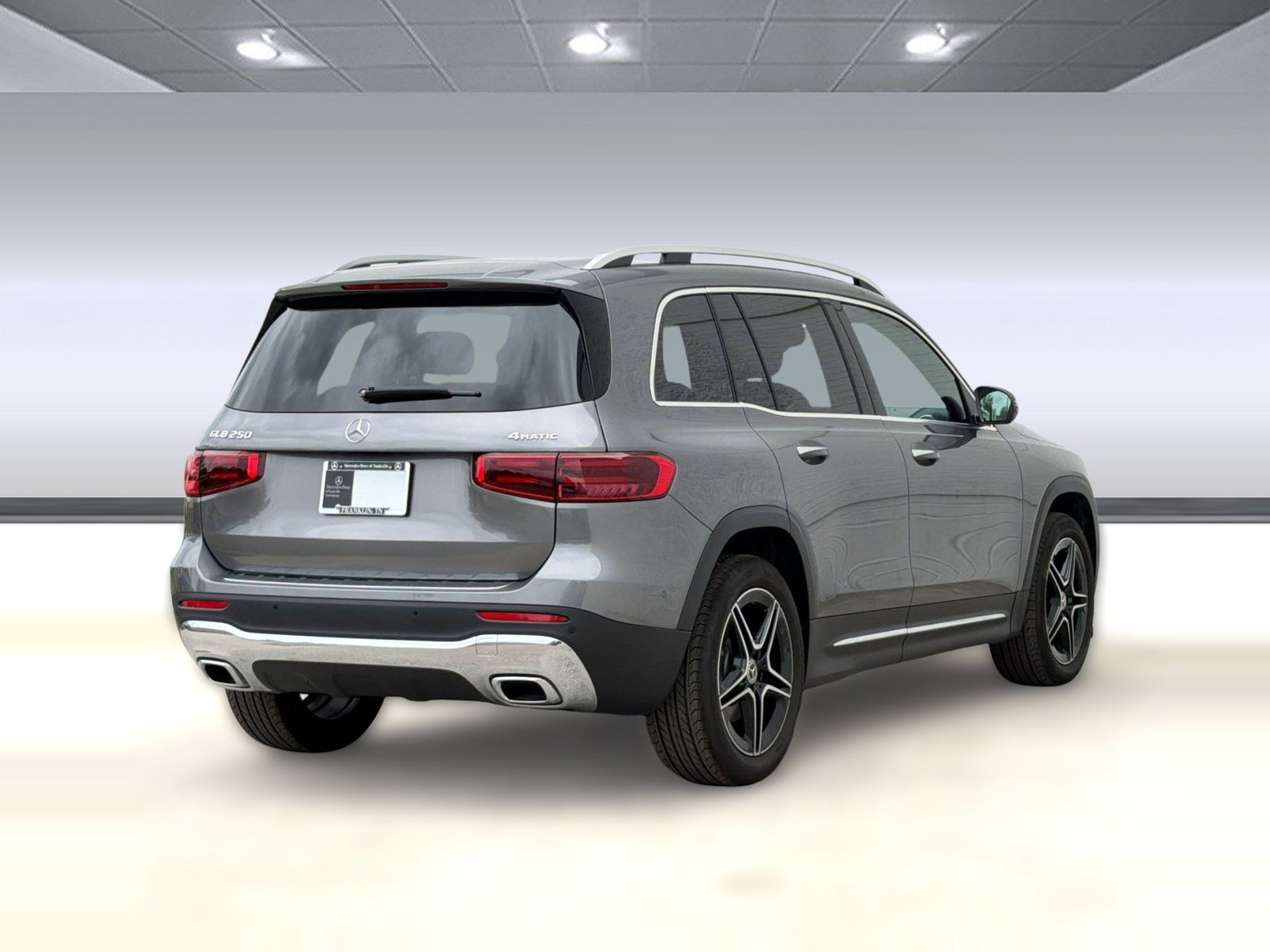 Certified 2026 Mercedes-Benz GLB 250 4MATIC image 9