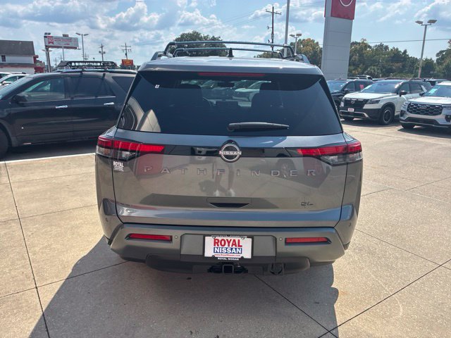 New 2026 Nissan Pathfinder SL w/ SL Premium Package FWD image 6