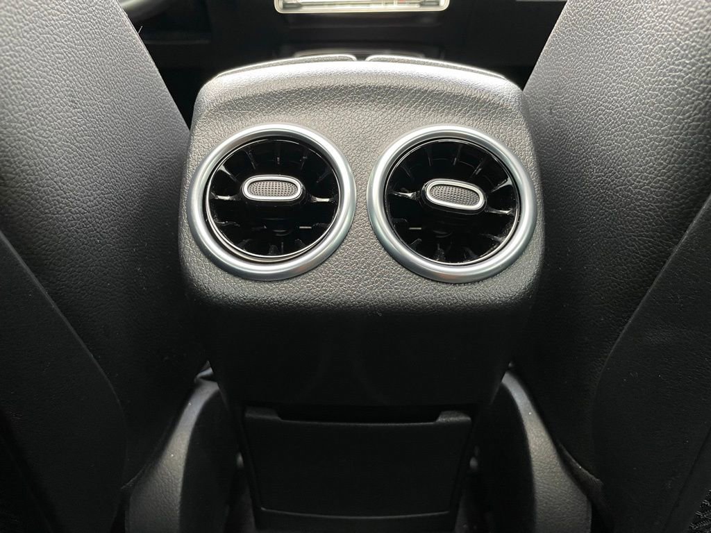Used 2020 Mercedes-Benz A 220 image 28