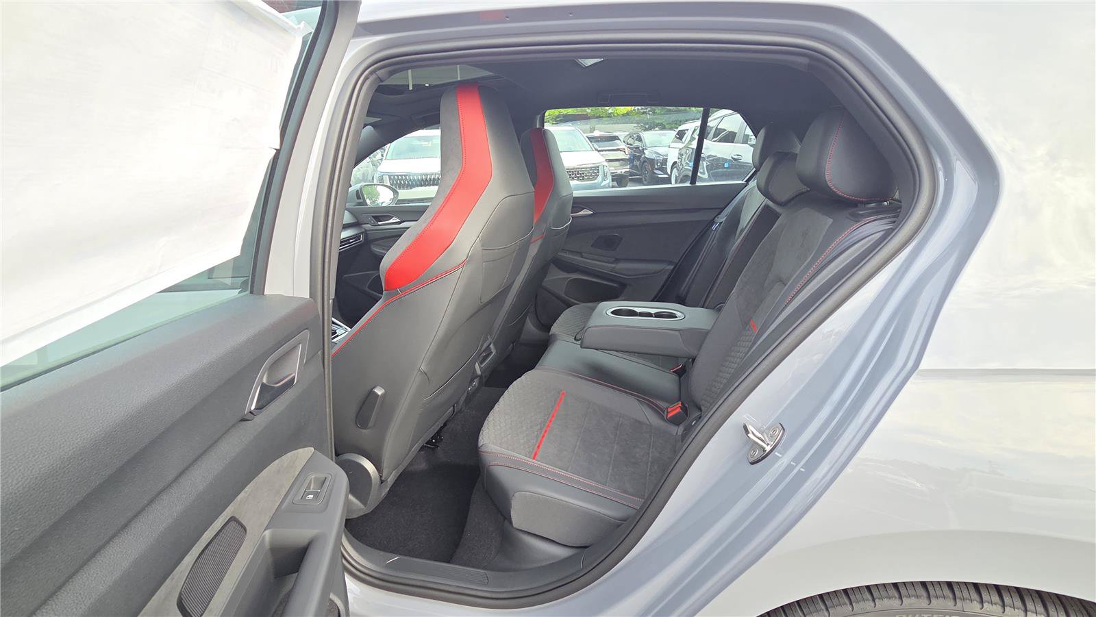 New 2026 Volkswagen GTI SE FWD image 28