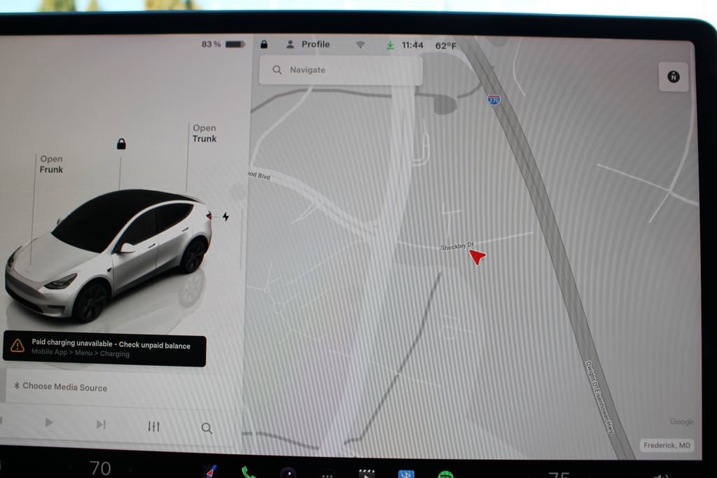 Used 2024 Tesla Model Y Long Range AWD/4WD image 26