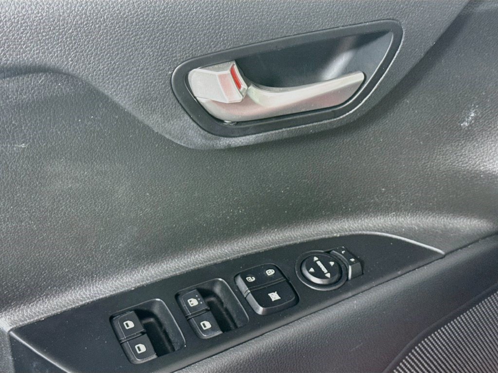 Used 2023 Kia Rio S w/ Technology Package FWD image 23