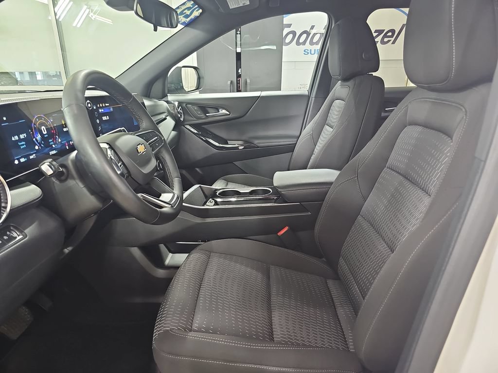Certified 2025 Chevrolet Equinox LT AWD/4WD image 18