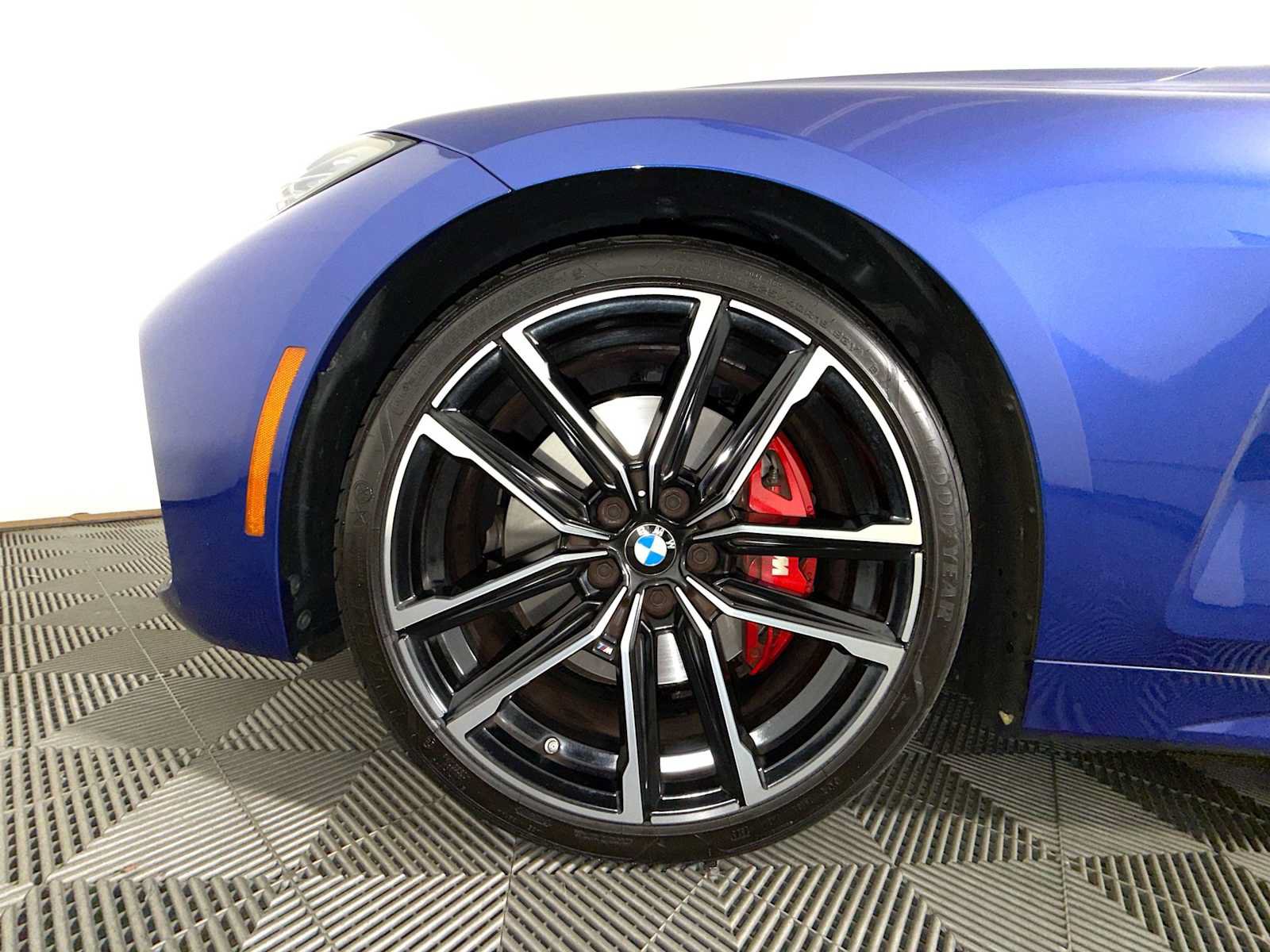 Used 2024 BMW 430i xDrive Coupe w/ M Sport Package AWD/4WD image 10