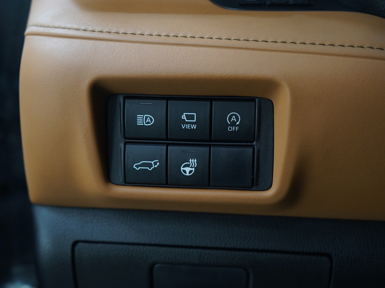 Used 2023 Toyota Highlander Platinum image 25