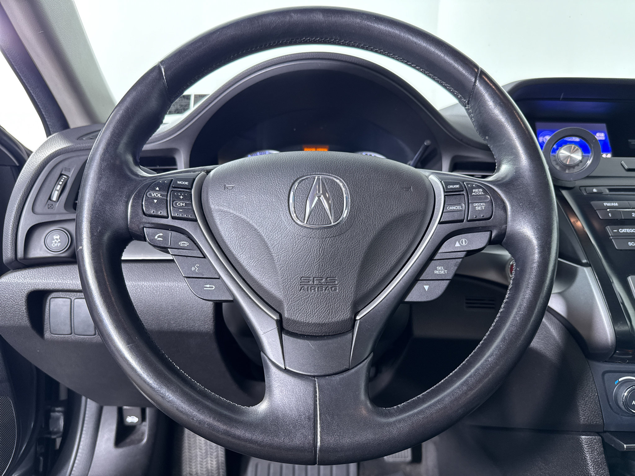 Used 2013 Acura ILX w/ Premium Package FWD image 21