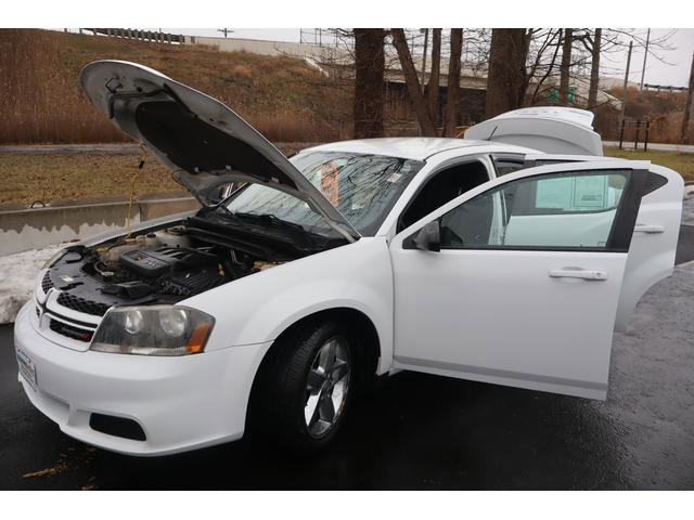 Used 2014 Dodge Avenger SE w/ Rallye Appearance Group image 17