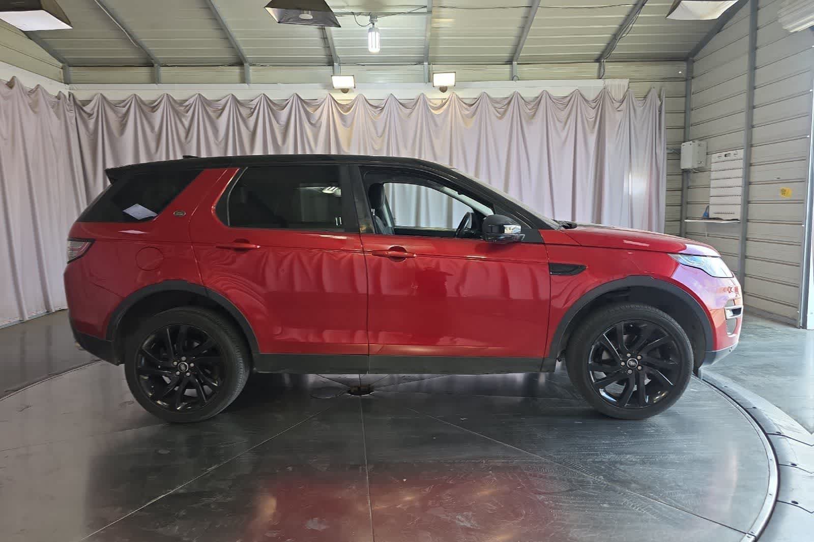 Used 2017 Land Rover Discovery Sport HSE Luxury AWD/4WD image 9