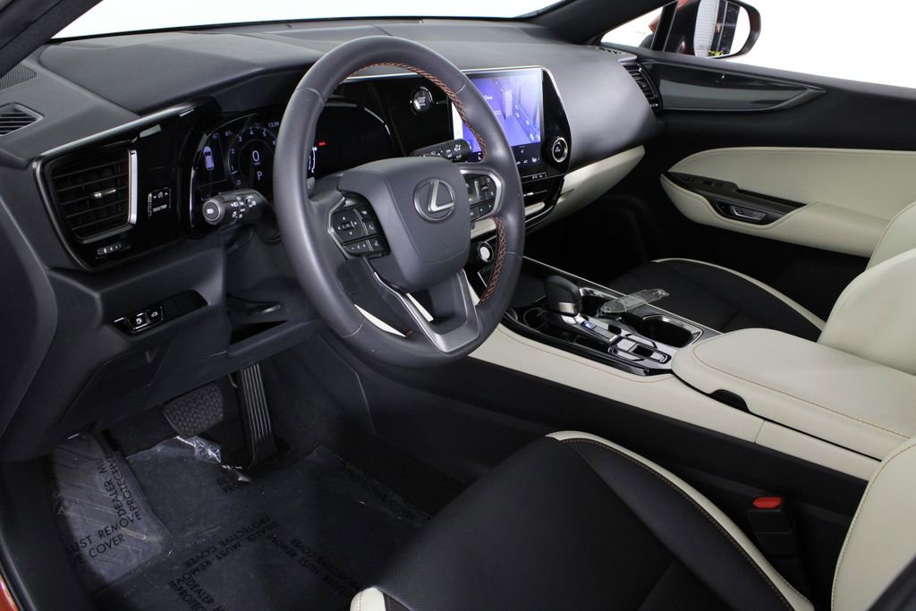 Used 2024 Lexus NX 250 FWD w/ Towing Package (2000 Lbs) image 19