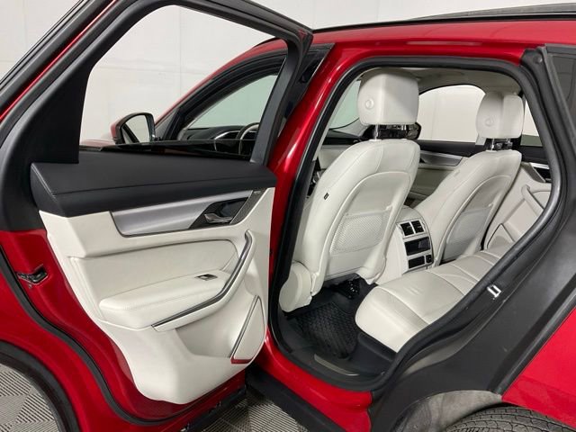 Used 2022 Jaguar F-PACE S image 32