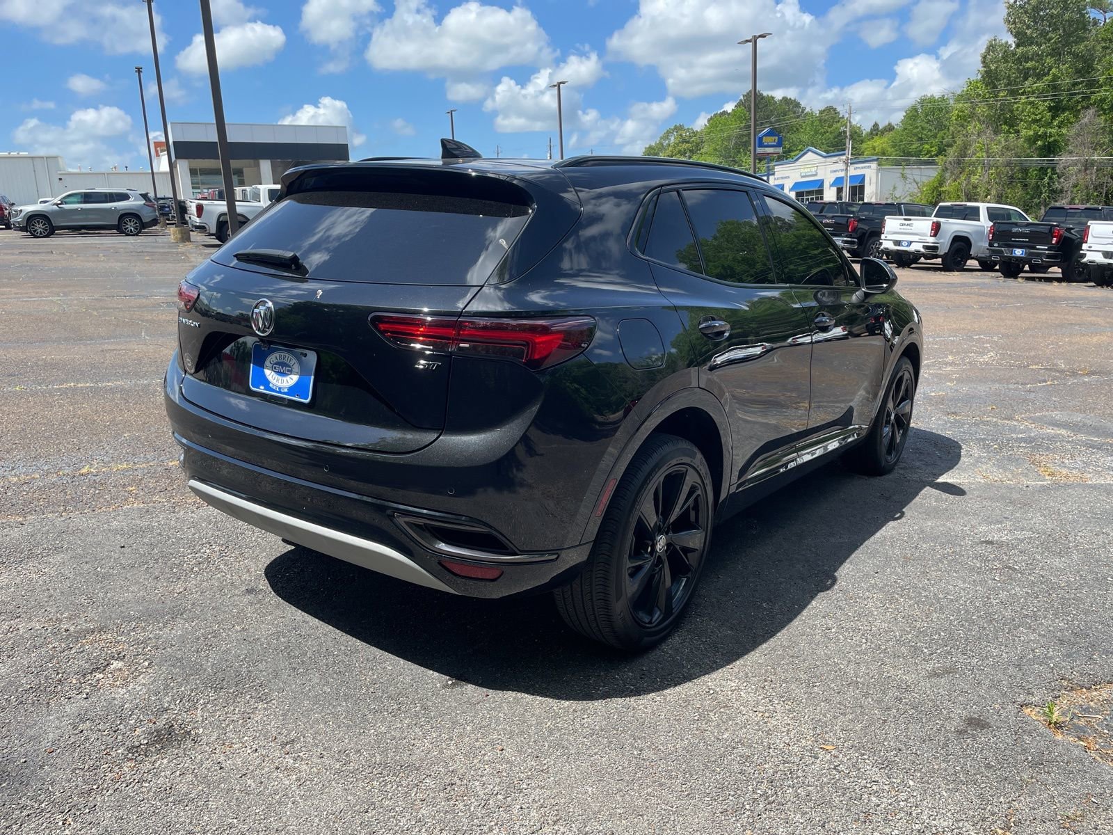 Used 2023 Buick Envision Essence w/ Sport Touring Package image 5