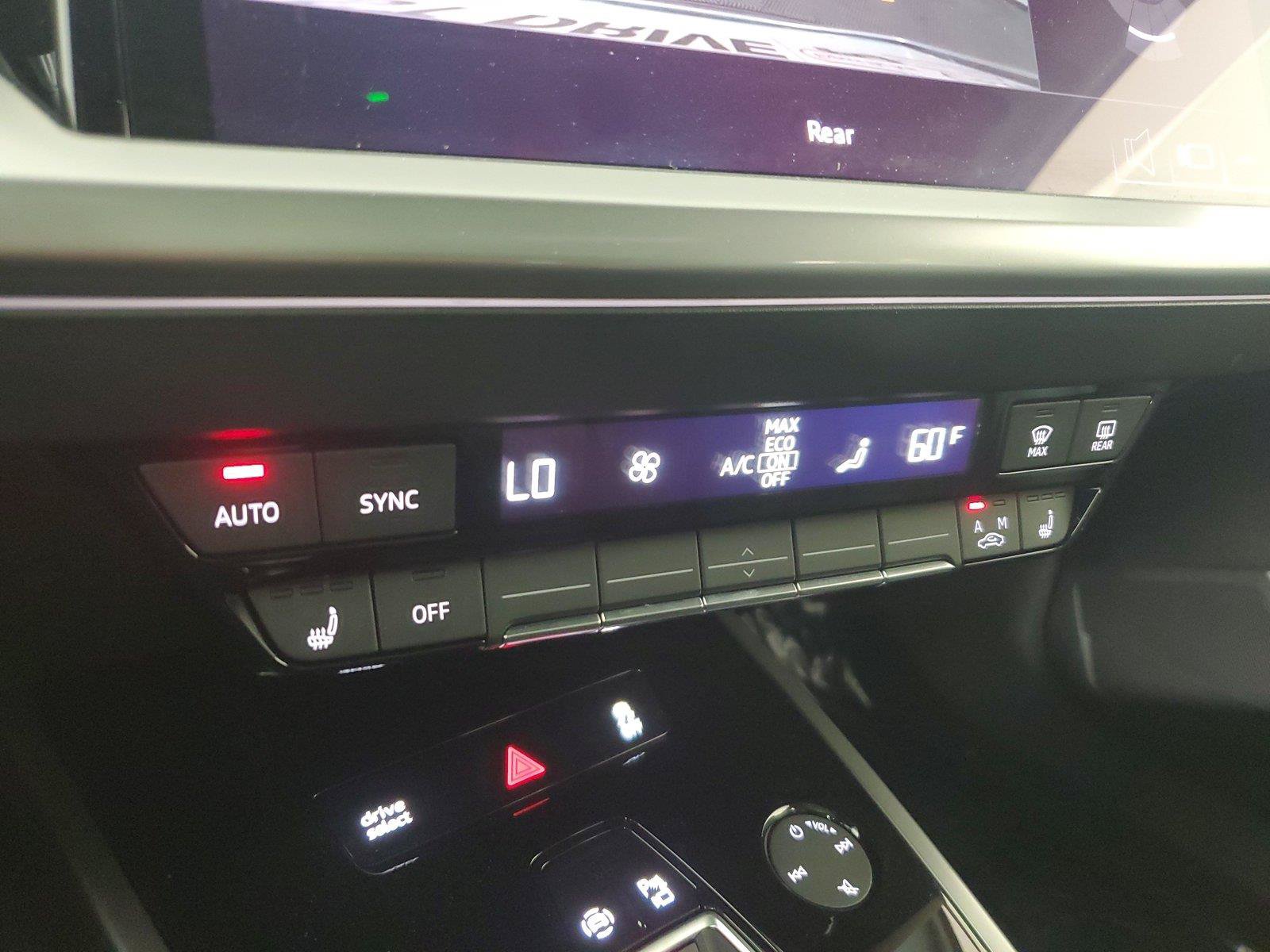 Used 2023 Audi Q4 e-tron Premium w/ Convenience Package AWD/4WD image 28