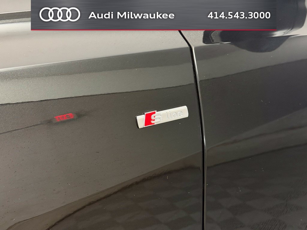 Used 2023 Audi Q8 Premium Plus w/ Premium Plus Package AWD/4WD image 12