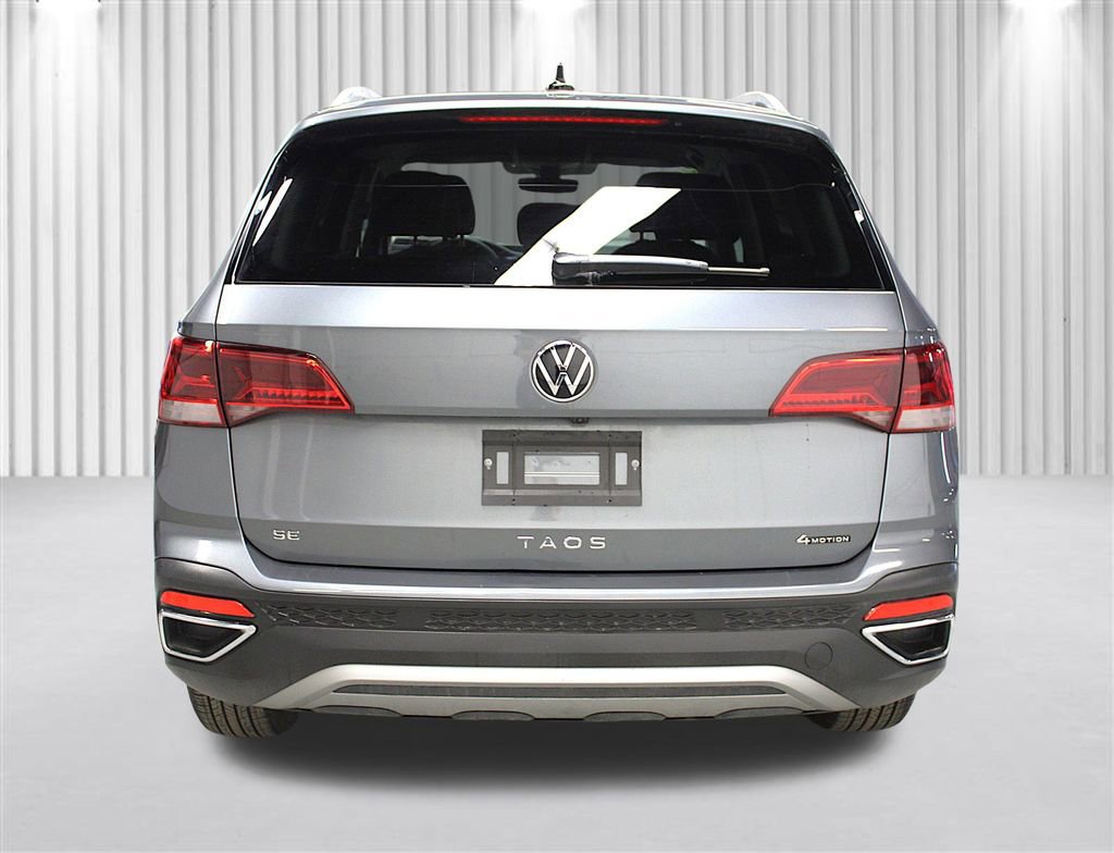 Used 2024 Volkswagen Taos SE AWD/4WD image 4