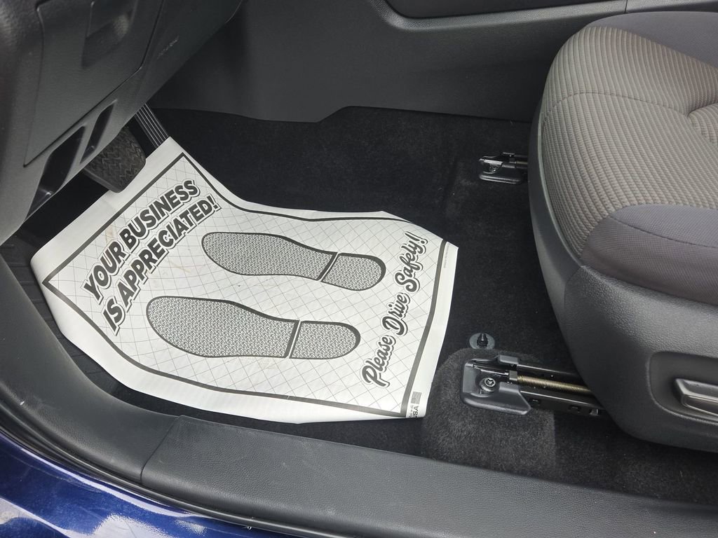 Used 2024 Toyota Highlander LE image 27