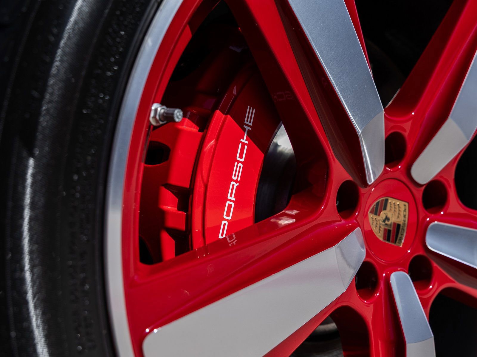 New 2026 Porsche Cayenne S image 20