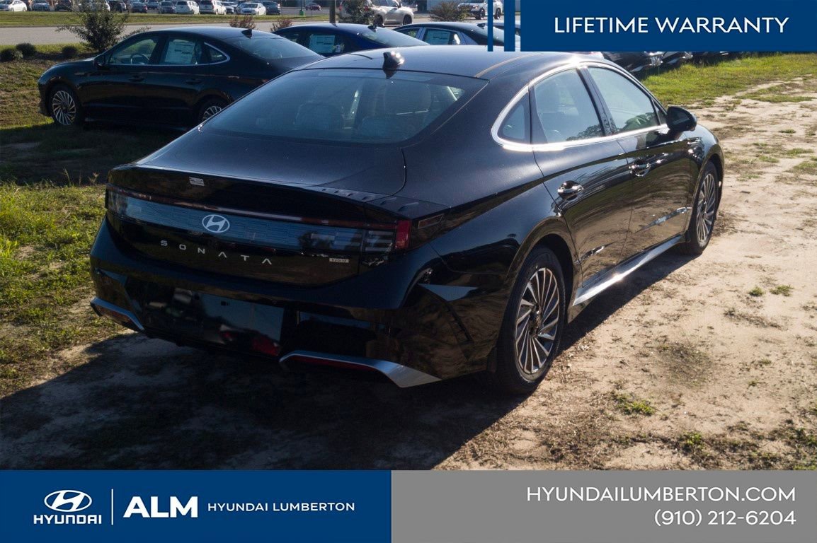 New 2026 Hyundai Sonata Limited FWD image 6