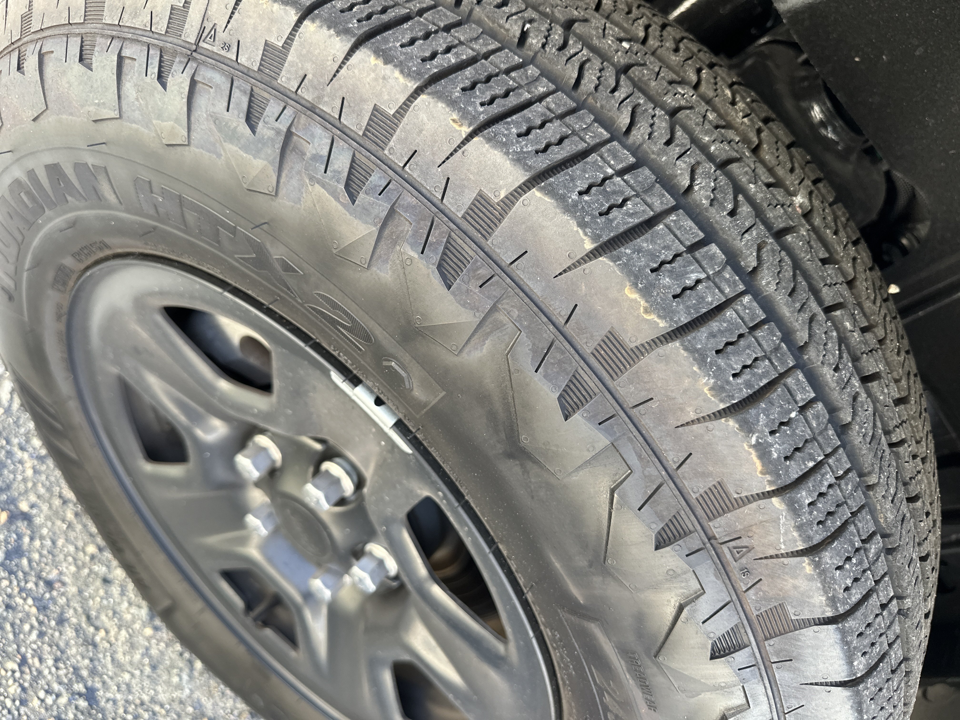Used 2025 Jeep Wrangler Sport AWD/4WD image 7