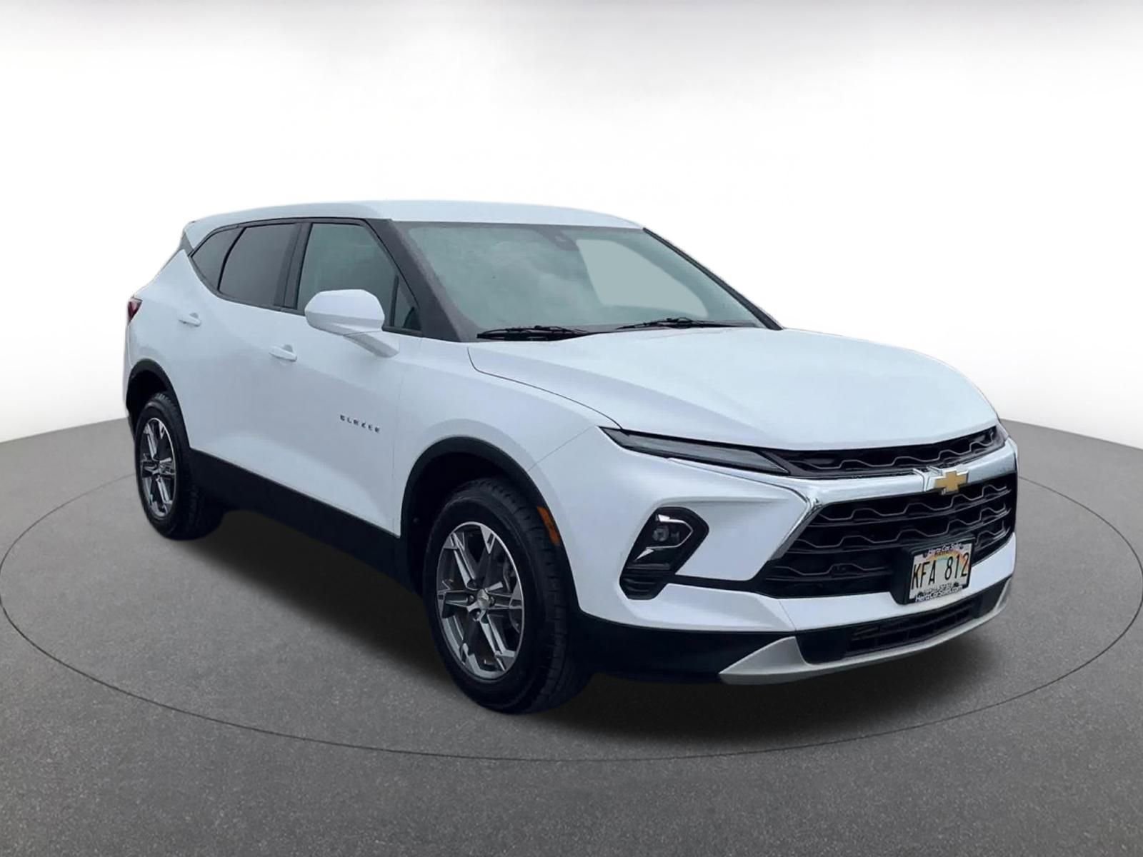 Used 2023 Chevrolet Blazer LT image 3