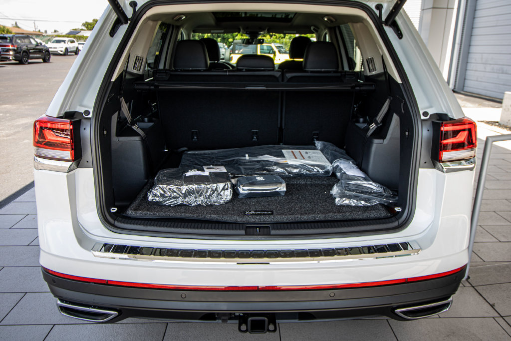 New 2026 Volkswagen Atlas SE FWD image 16