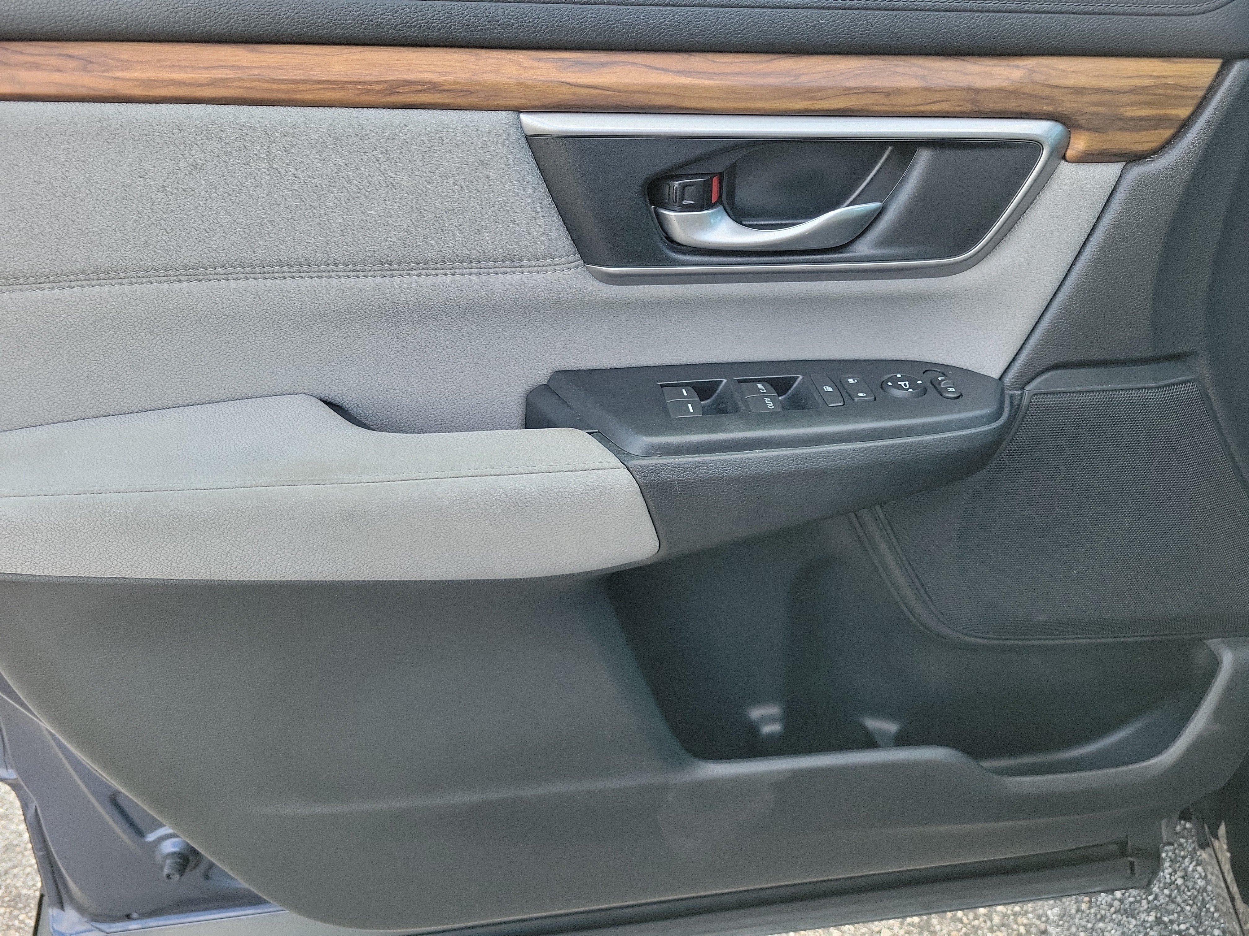 Used 2018 Honda CR-V EX image 22