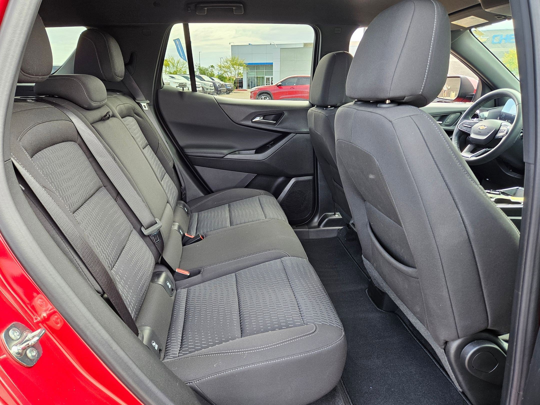 Used 2026 Chevrolet Equinox LT image 19