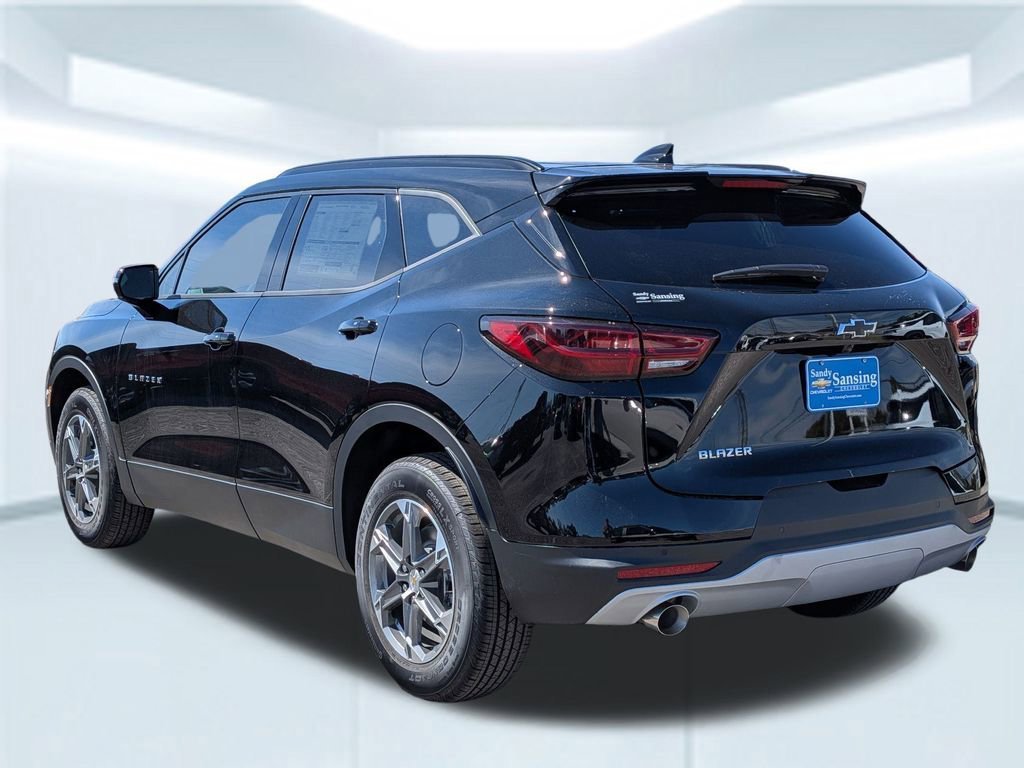 New 2026 Chevrolet Blazer LT w/ LPO, Floor Liner Package FWD image 4