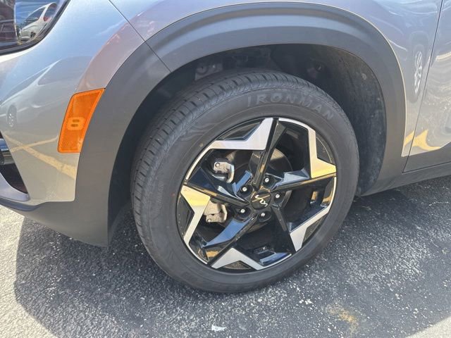 Used 2025 Kia Seltos S FWD image 15