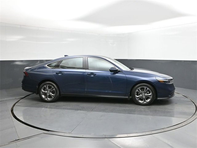 Used 2023 Honda Accord EX image 26