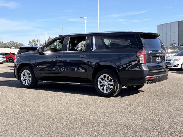 Used 2023 Chevrolet Suburban Premier image 31