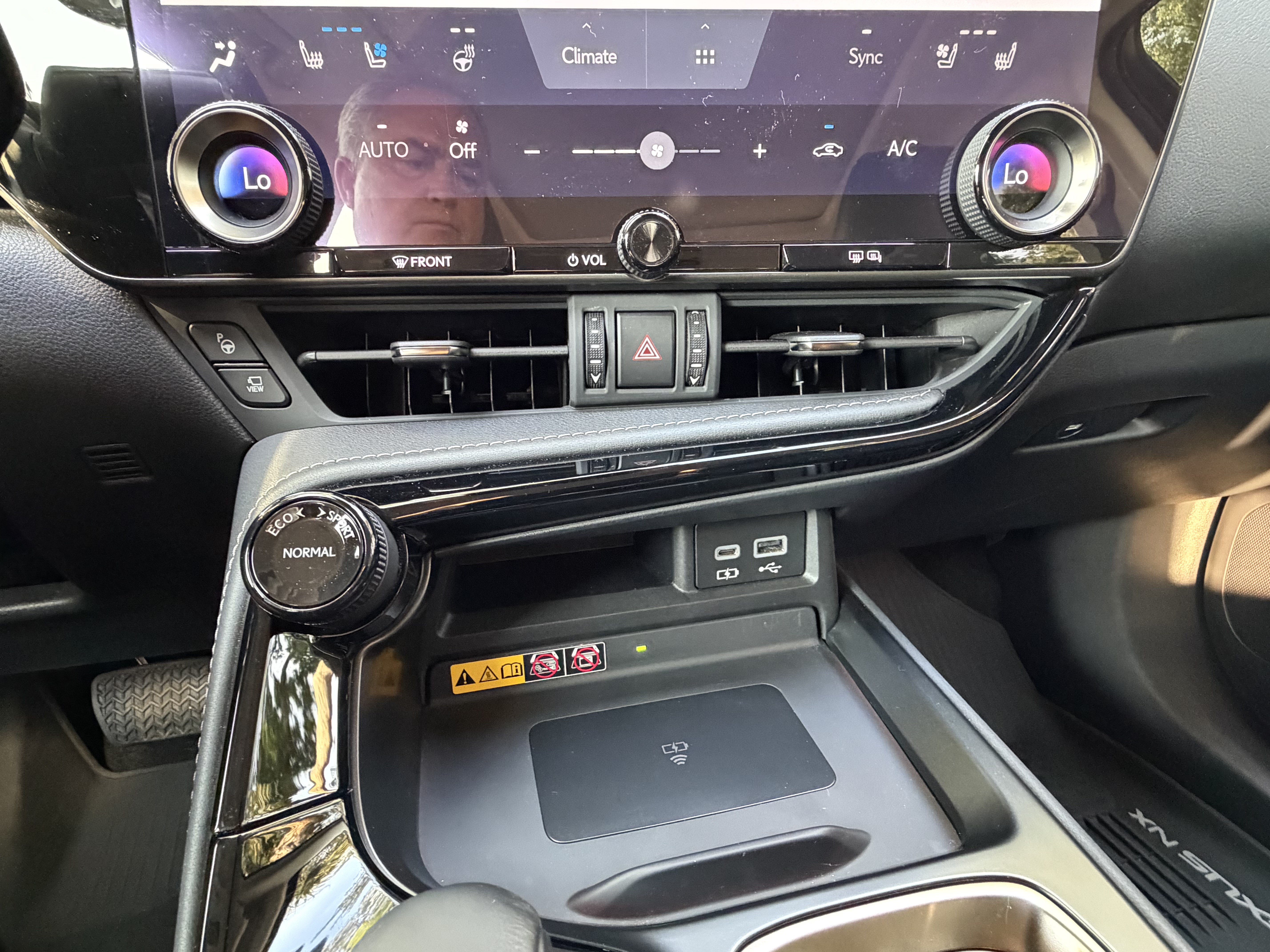 Used 2022 Lexus NX 350h AWD w/ Vision Package image 24