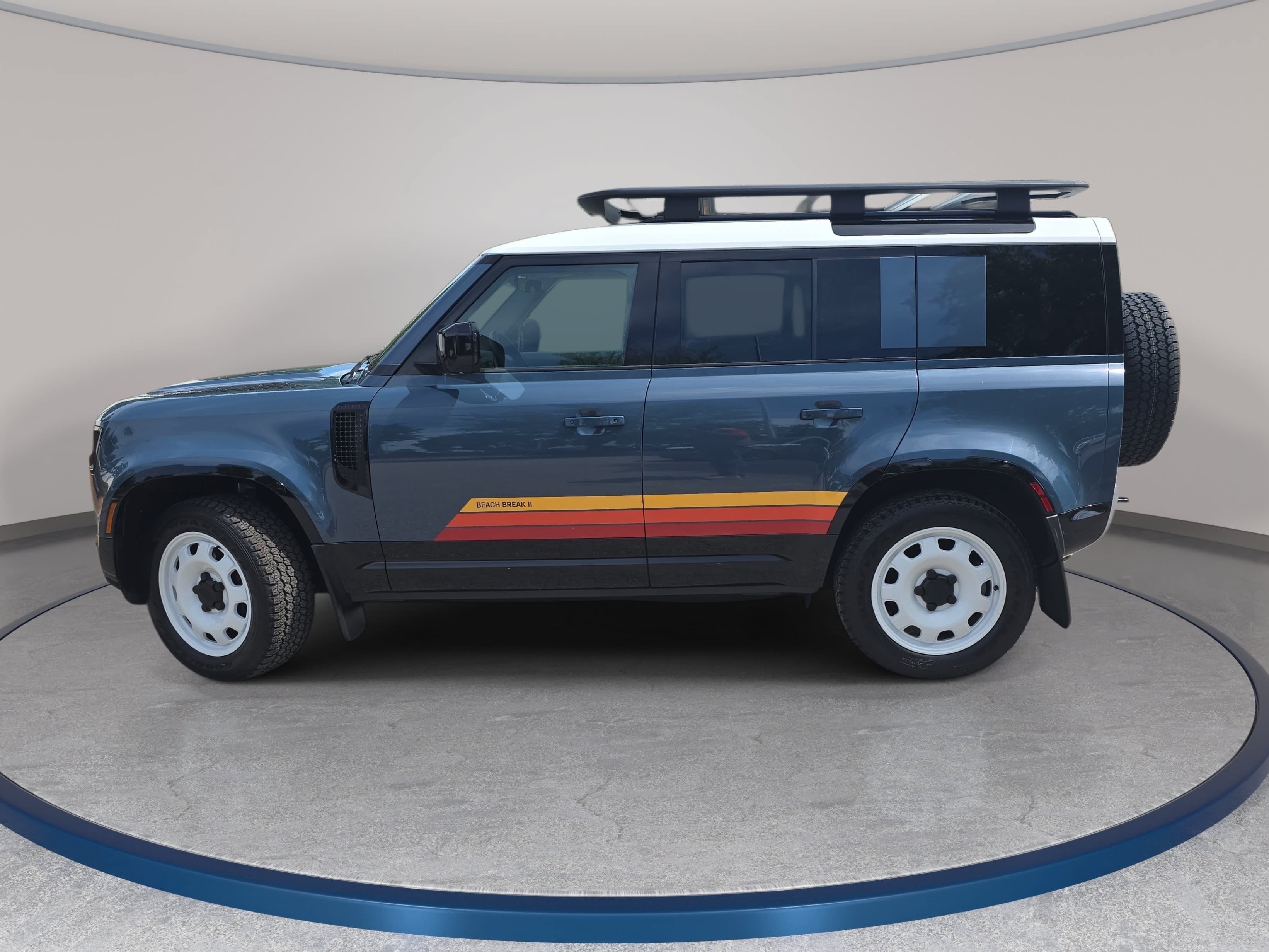 Certified 2025 Land Rover Defender 110 S AWD/4WD image 8