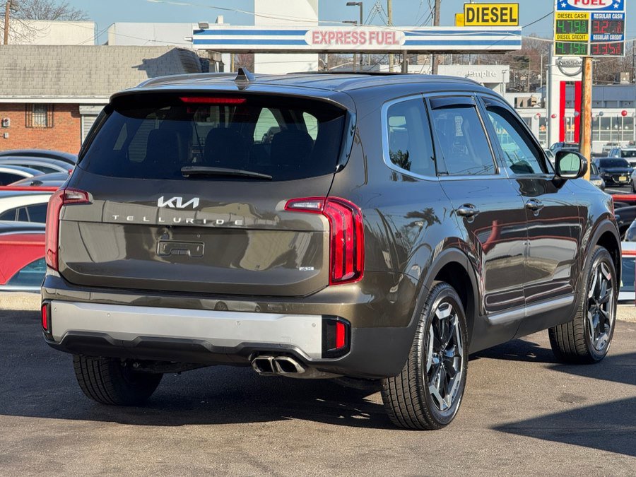Used 2023 Kia Telluride S w/ S Sunroof Package image 12