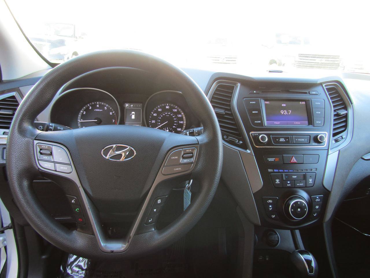 Used 2018 Hyundai Santa Fe Sport FWD image 15