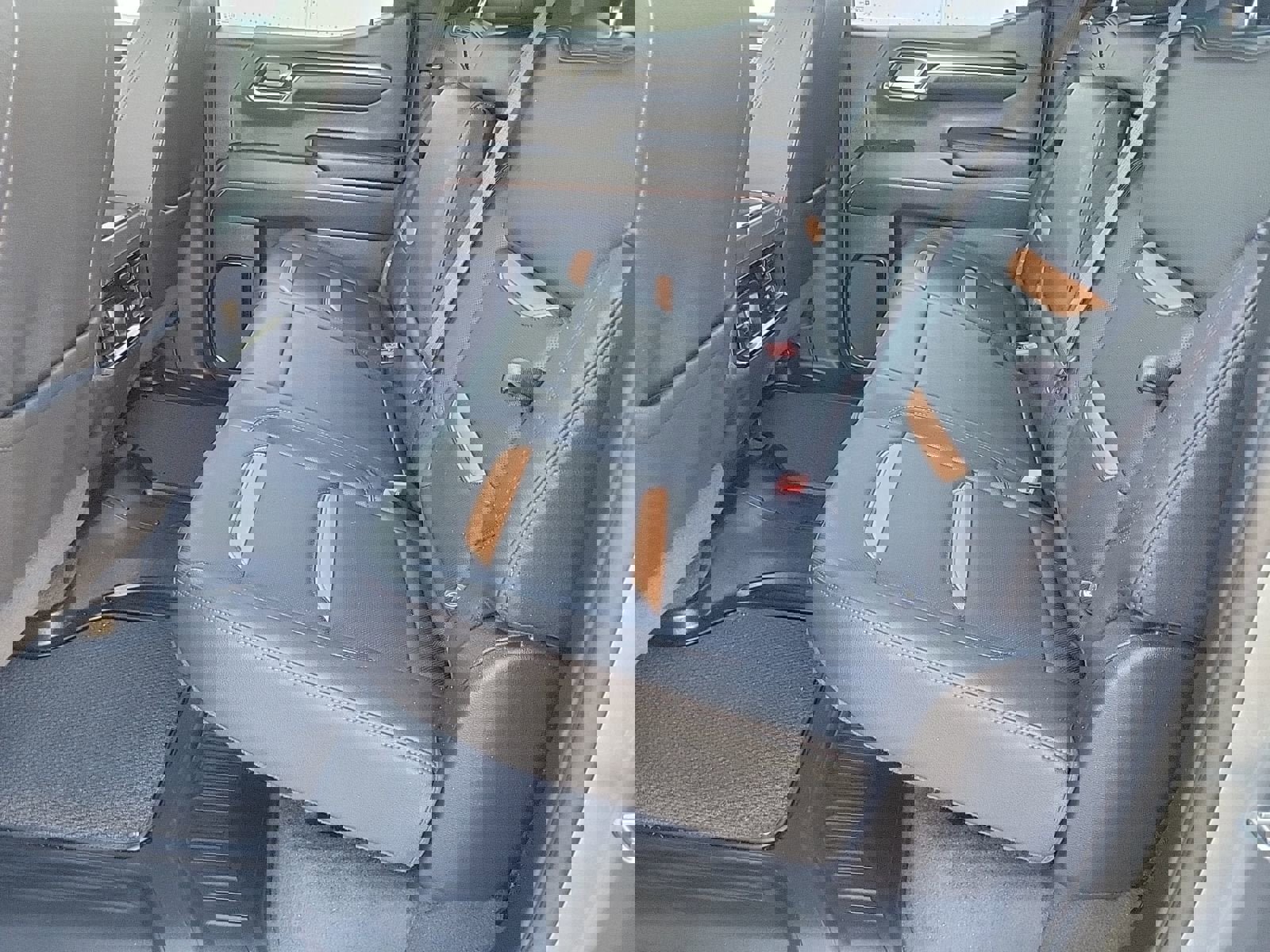 Used 2024 GMC Sierra 1500 AT4 w/ AT4 Preferred Package image 30