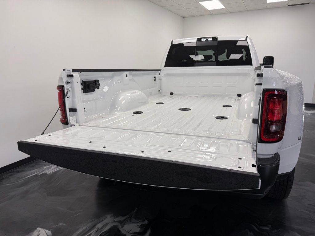 New 2026 RAM 3500 Tradesman image 6
