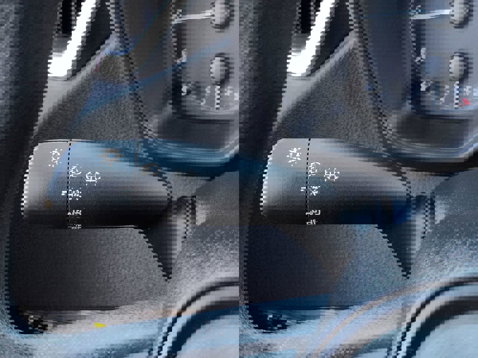 Used 2024 Toyota Corolla LE image 28