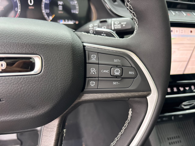 New 2027 Jeep Grand Cherokee Limited AWD/4WD image 23