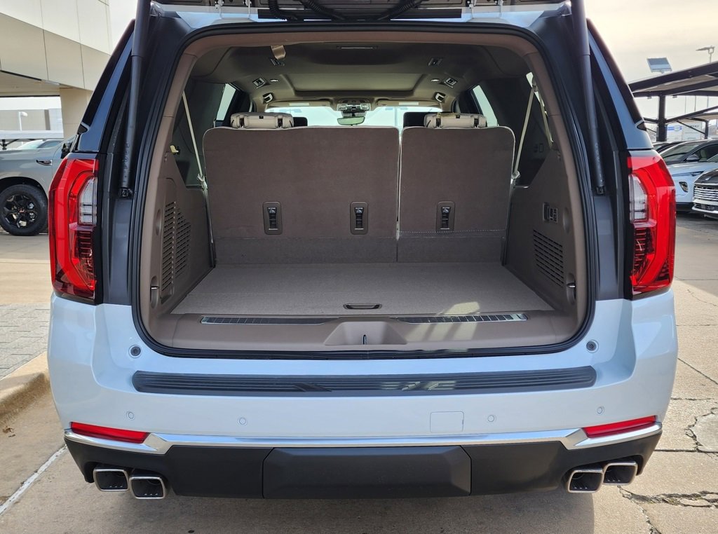 New 2026 GMC Yukon XL Denali w/ Denali Reserve Package image 59