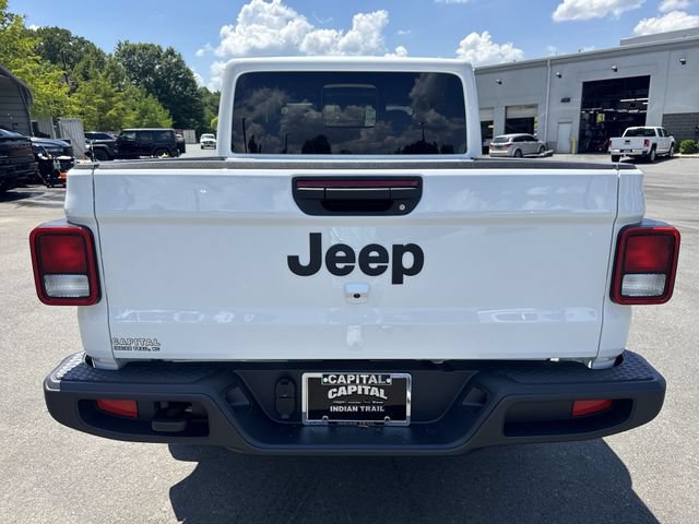 New 2026 Jeep Gladiator Sport AWD/4WD image 12
