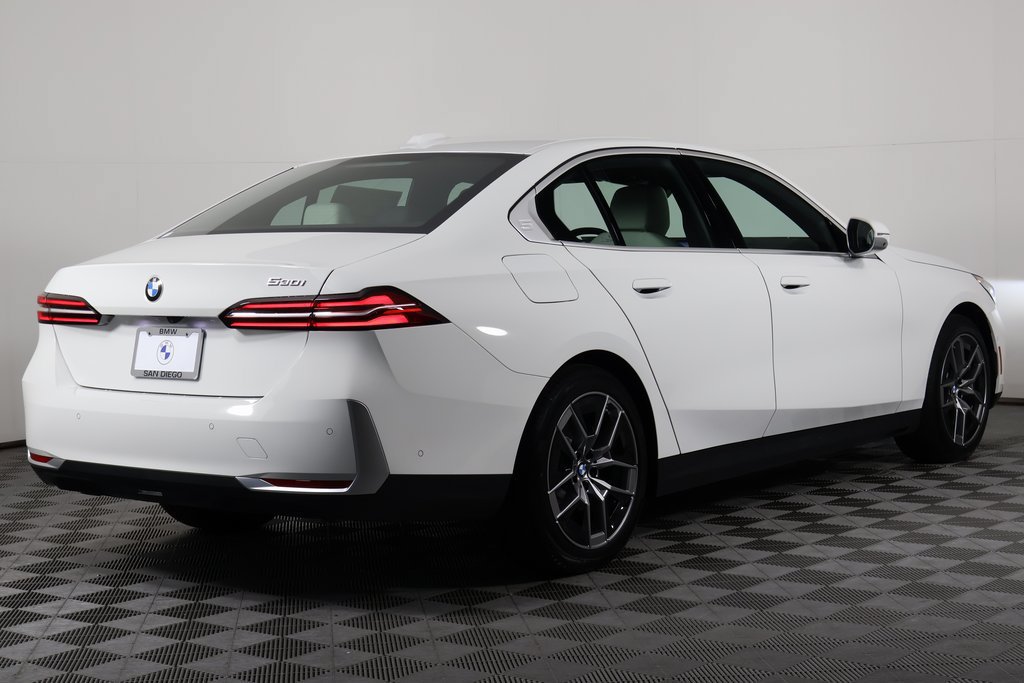 New 2027 BMW 530i w/ Premium Package RWD image 2