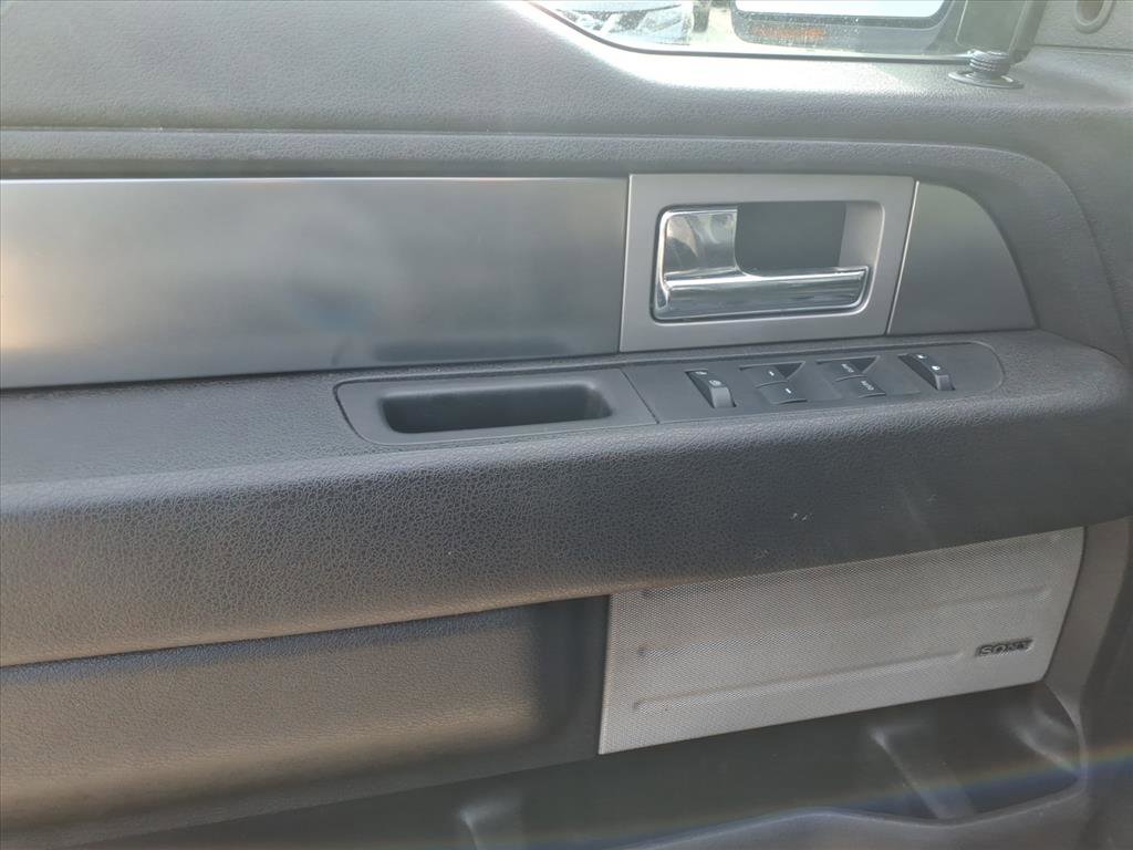 Used 2013 Ford F150 Raptor w/ Luxury Equipment Group image 20